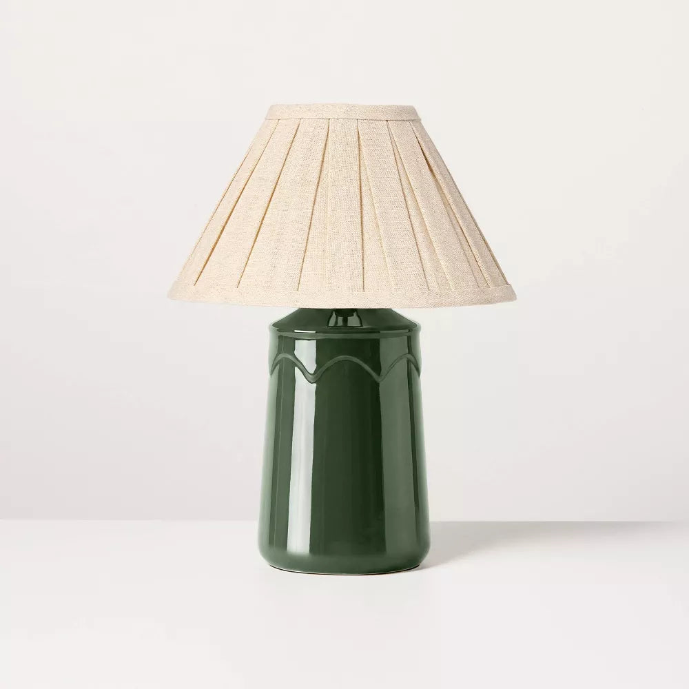 Keramik Schreibtischlampe mit plissiertem Stoffschirm